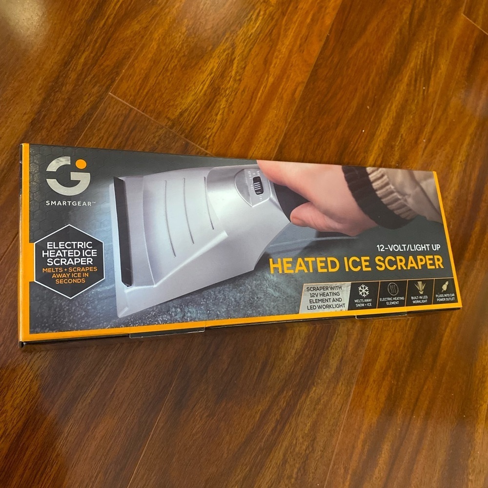 Smart Gear Heated Ice Scraper with LED Light